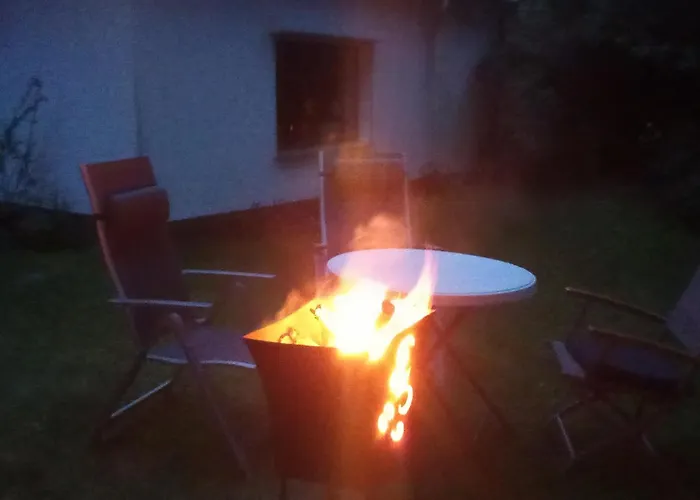 Ferienwohnung Endora Im Harzer Stil, Handgefertigte Moebel - Wlan-Garage