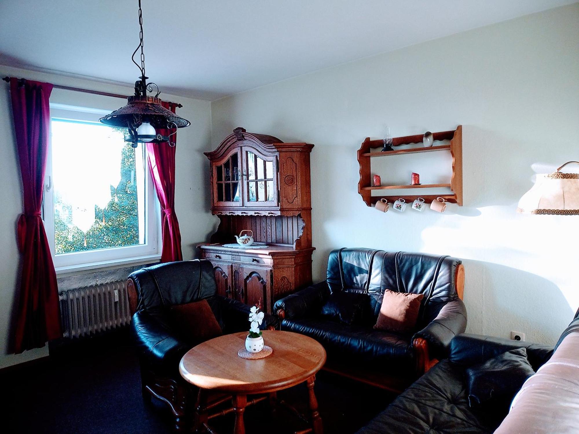 Endora Im Harzer Stil, Handgefertigte Moebel - Wlan-garage Apartment